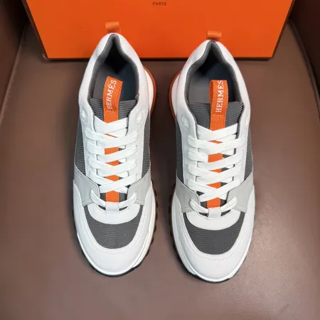 エルメス スニーカー