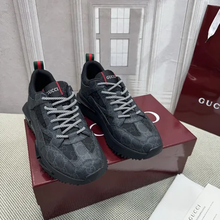 グッチ スニーカー