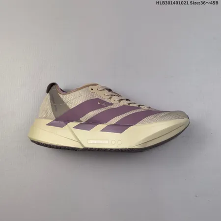 アディダス スニーカー