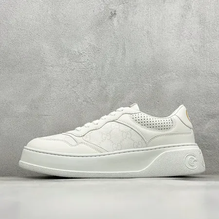 グッチ スニーカー