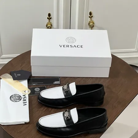 ヴェルサーチ ビジネスシューズ