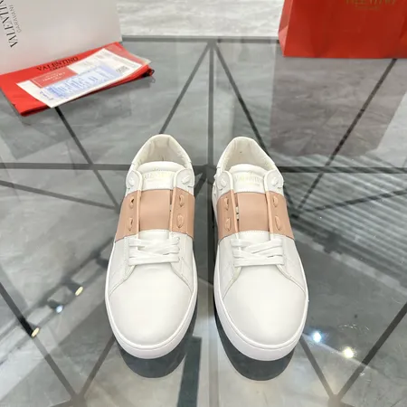 ヴァレンティノ カジュアルシューズ