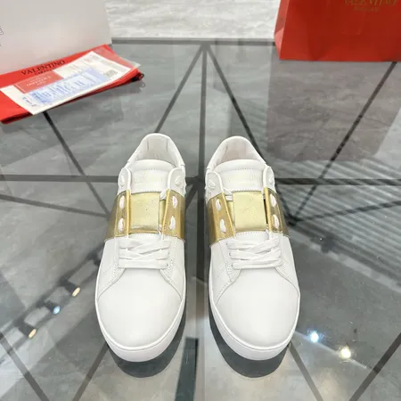 ヴァレンティノ カジュアルシューズ