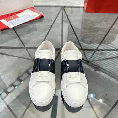 ヴァレンティノ カジュアルシューズ