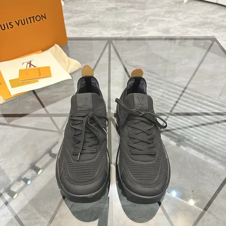 ルイヴィトン カジュアルシューズ