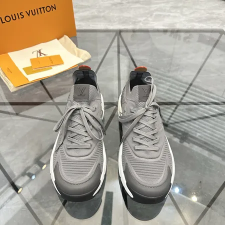 ルイヴィトン カジュアルシューズ