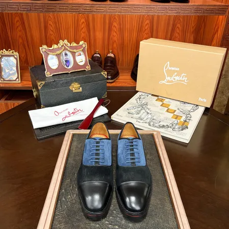 クリスチャン・ルブタン ビジネスシューズ