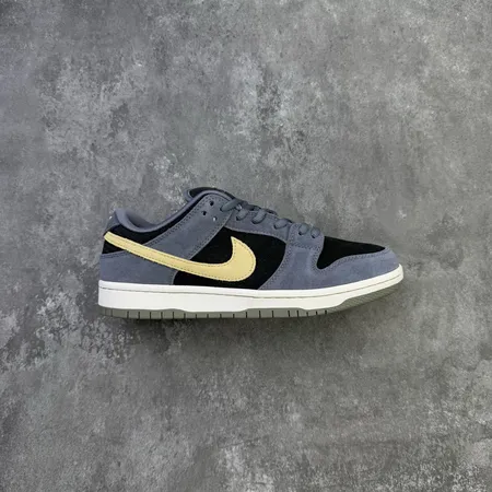 ナイキ カジュアルシューズ