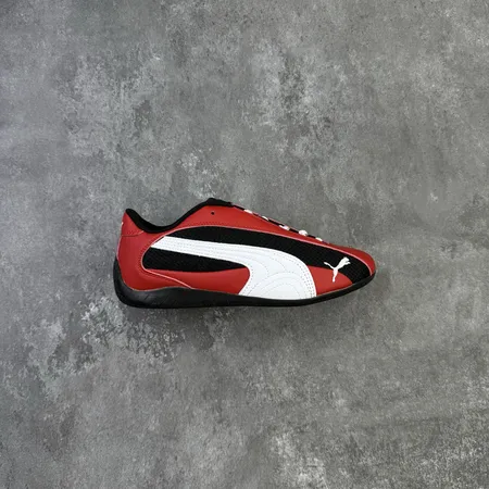 プーマ カジュアルシューズ