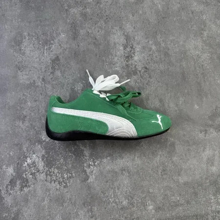 プーマ カジュアルシューズ