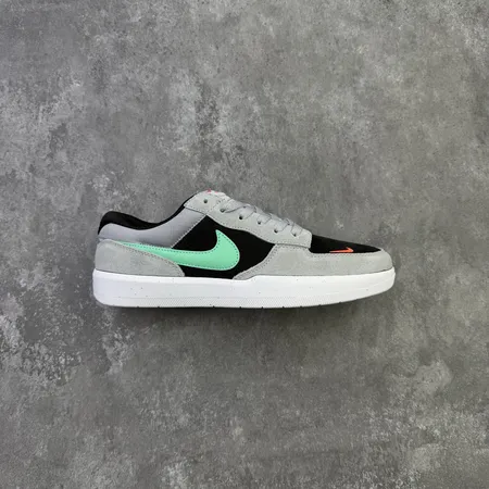 ナイキ カジュアルシューズ