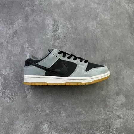 ナイキ カジュアルシューズ