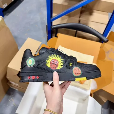 ルイヴィトン カジュアルシューズ