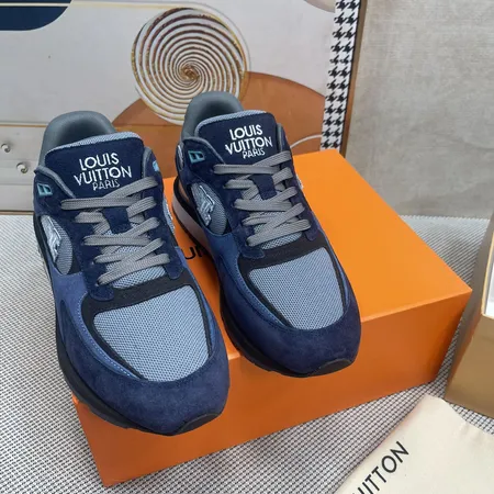 ルイヴィトン スニーカー