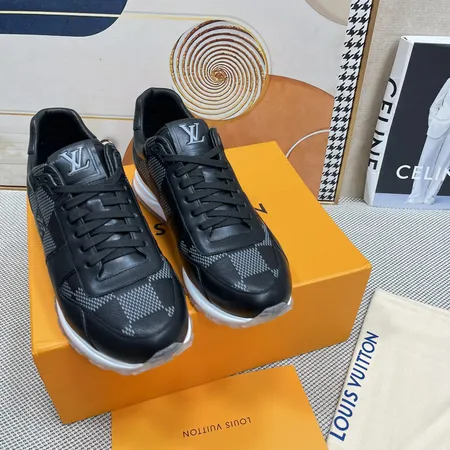 ルイヴィトン スニーカー