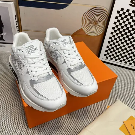 ルイヴィトン スニーカー