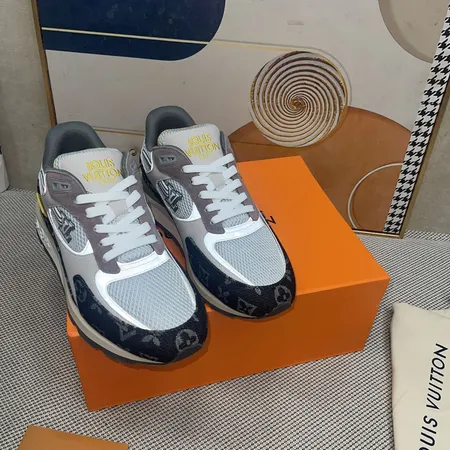 ルイヴィトン スニーカー