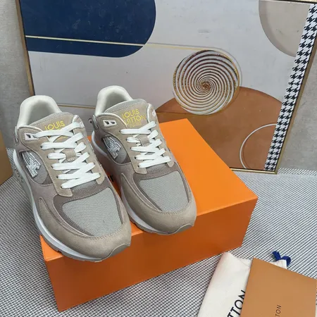 ルイヴィトン スニーカー