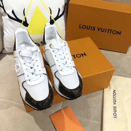 ルイヴィトン スニーカー