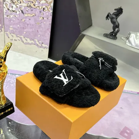 ルイヴィトン スリッパ