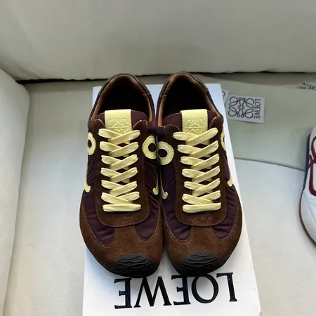 ロエベ カジュアルシューズ