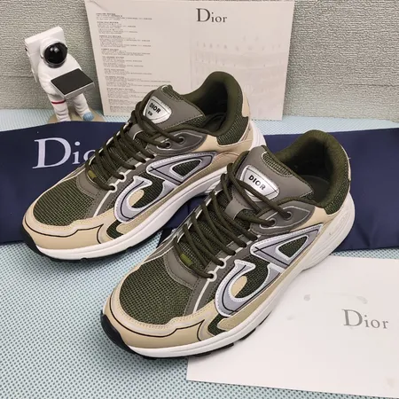 ディオール カジュアルシューズ