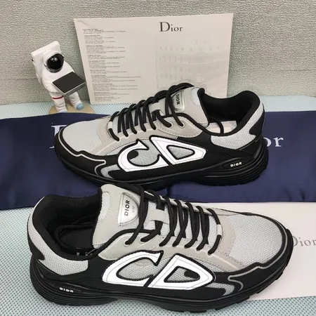 ディオール カジュアルシューズ