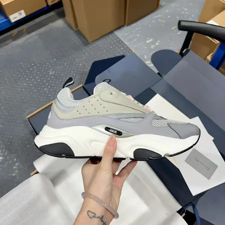 ディオール スニーカー