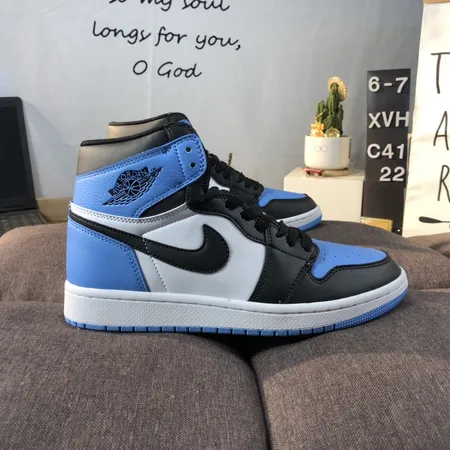 ナイキ スニーカー