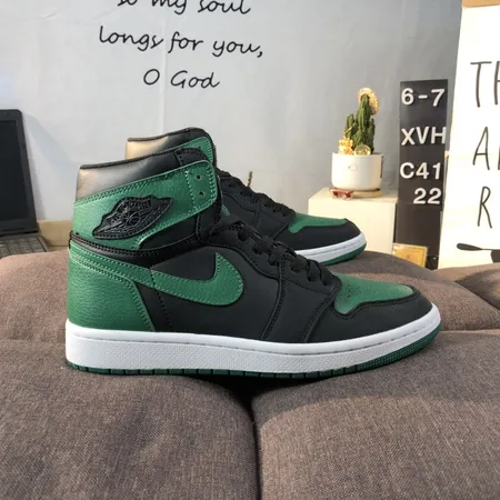 ナイキ スニーカー