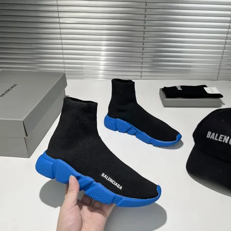 バレンシアガ カジュアルシューズ