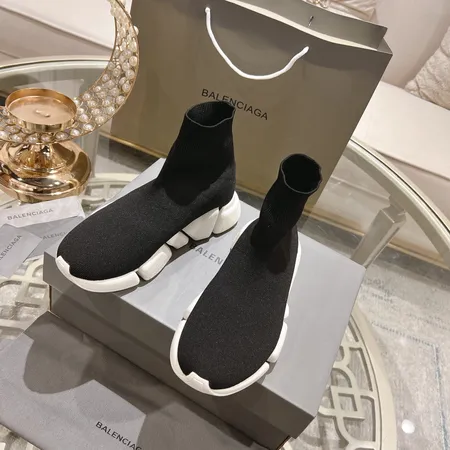 バレンシアガ カジュアルシューズ