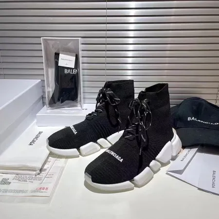 バレンシアガ カジュアルシューズ