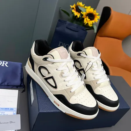 ディオール カジュアルシューズ