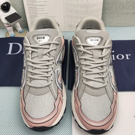 ディオール カジュアルシューズ