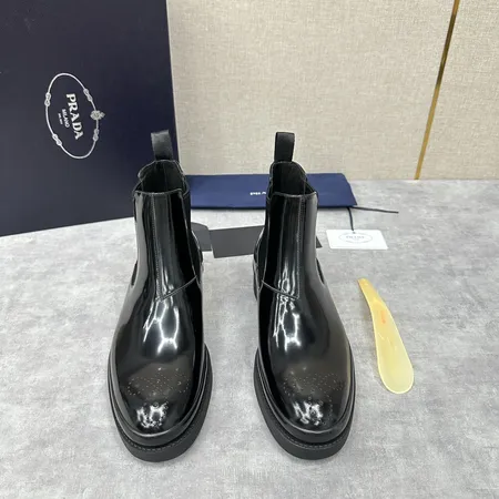 プラダ ビジネスシューズ