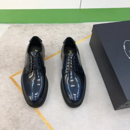 プラダ ビジネスシューズ