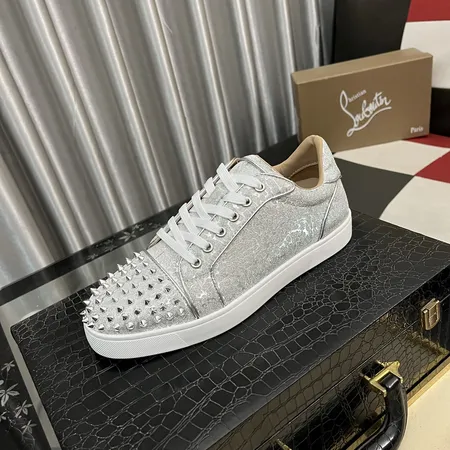 クリスチャン・ルブタン カジュアルシューズ