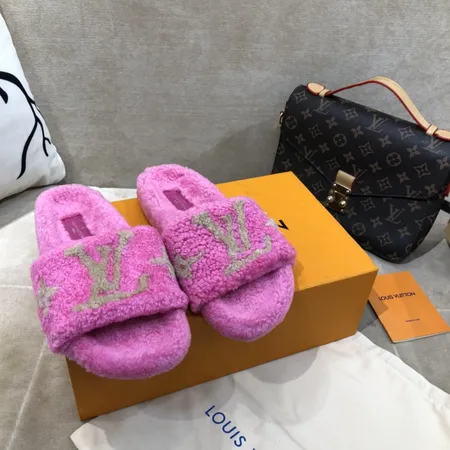 ルイヴィトン スリッパ