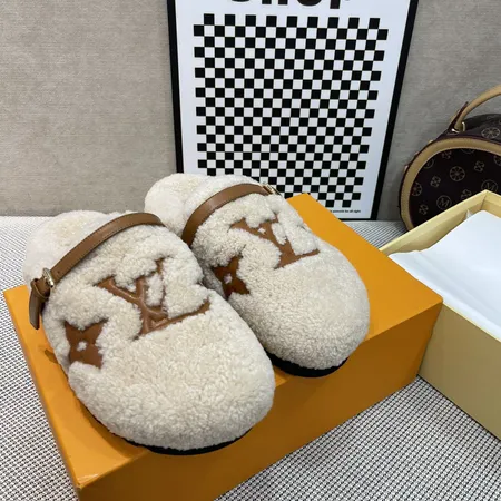 ルイヴィトン スリッパ