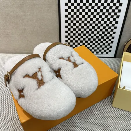 ルイヴィトン スリッパ