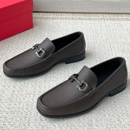 フェラガモ ビジネスシューズ