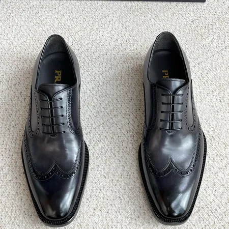 プラダ ビジネスシューズ