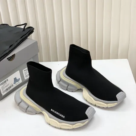 バレンシアガ カジュアルシューズ