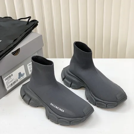 バレンシアガ カジュアルシューズ