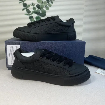 ディオール カジュアルシューズ