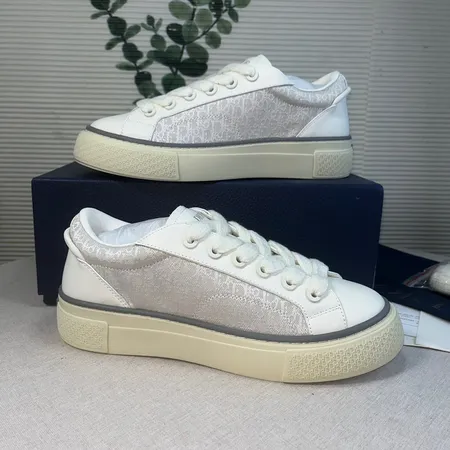 ディオール カジュアルシューズ