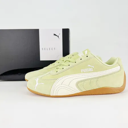 プーマ カジュアルシューズ