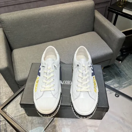 アルマーニ カジュアルシューズ