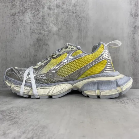 バレンシアガ スニーカー